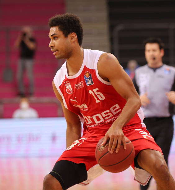 称有人会为 称有人会为