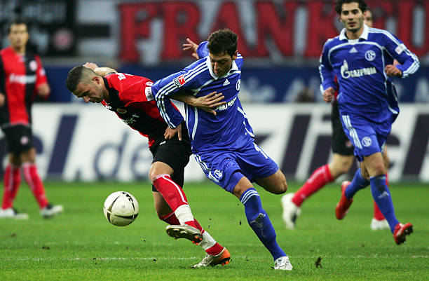 队在比赛末 队在比赛末