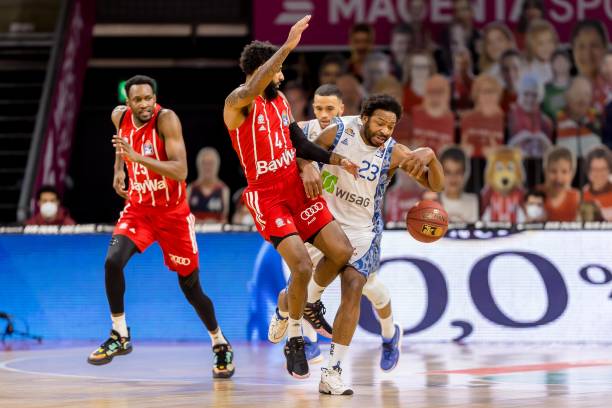 国足球的历 国足球的历