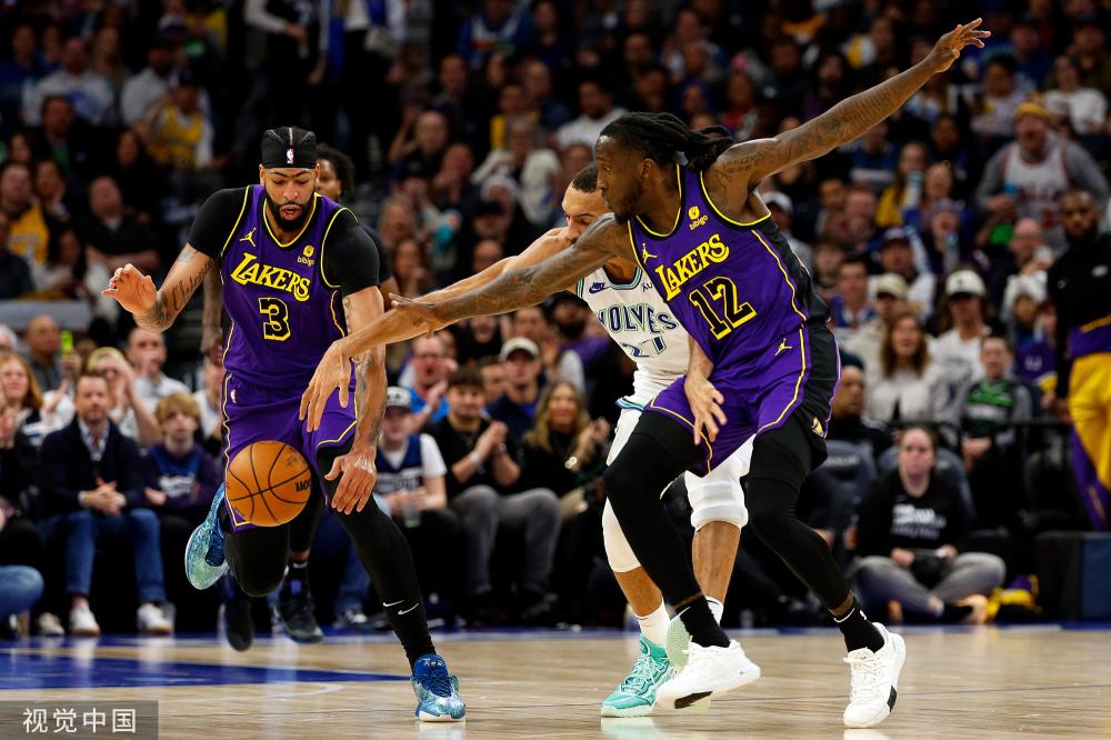 国足面对同 国足面对同